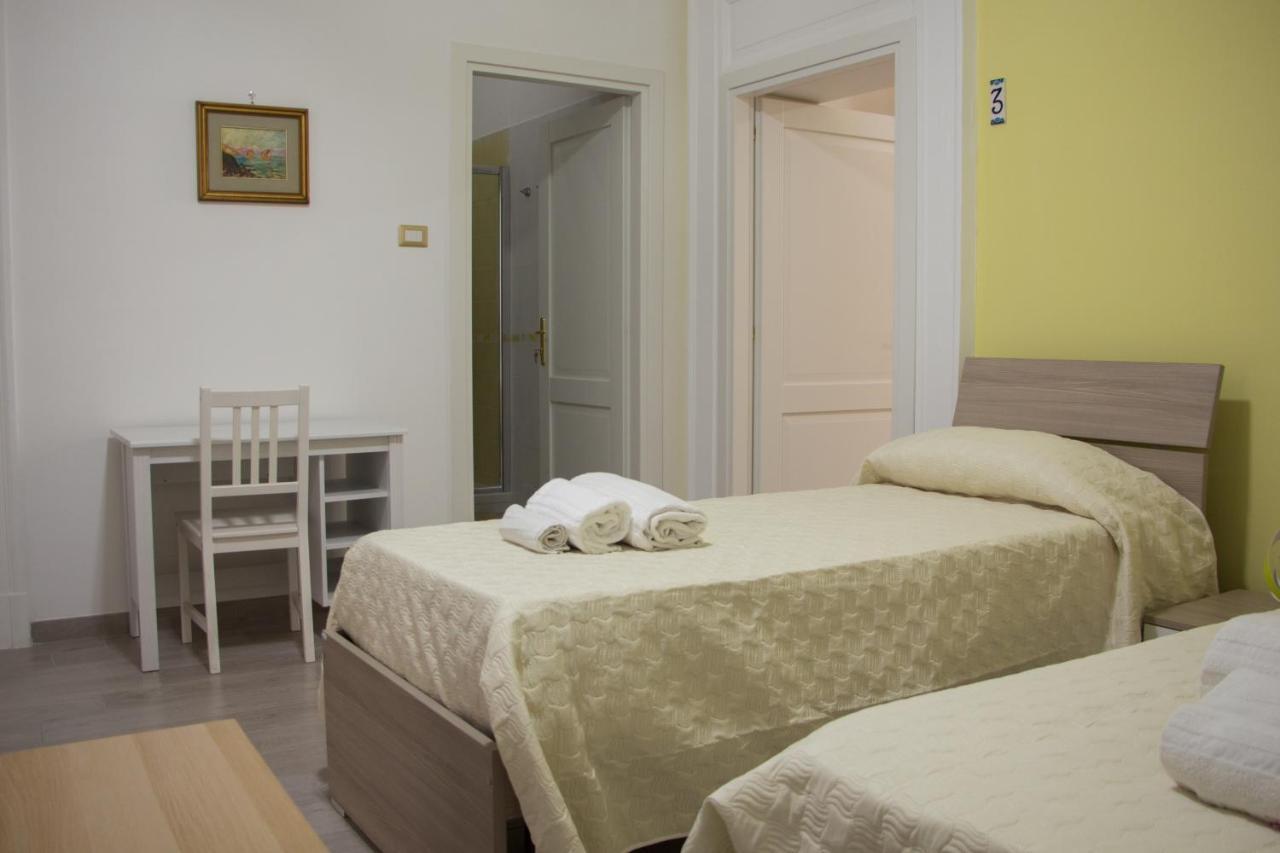 Donna Laura * Napoli